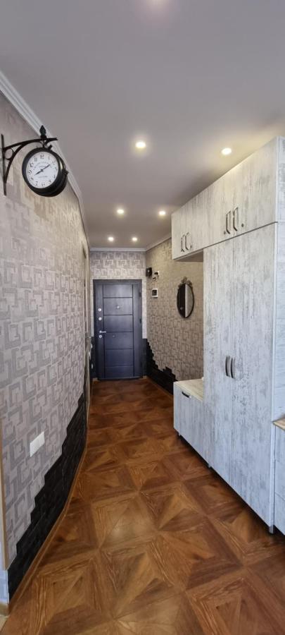 Breeze Batumi Apartamento Exterior foto