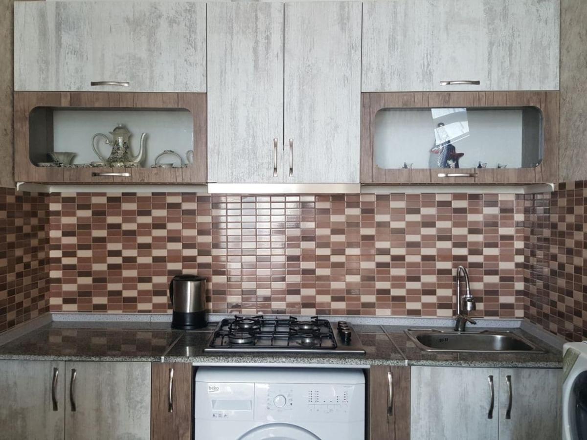 Breeze Batumi Apartamento Exterior foto