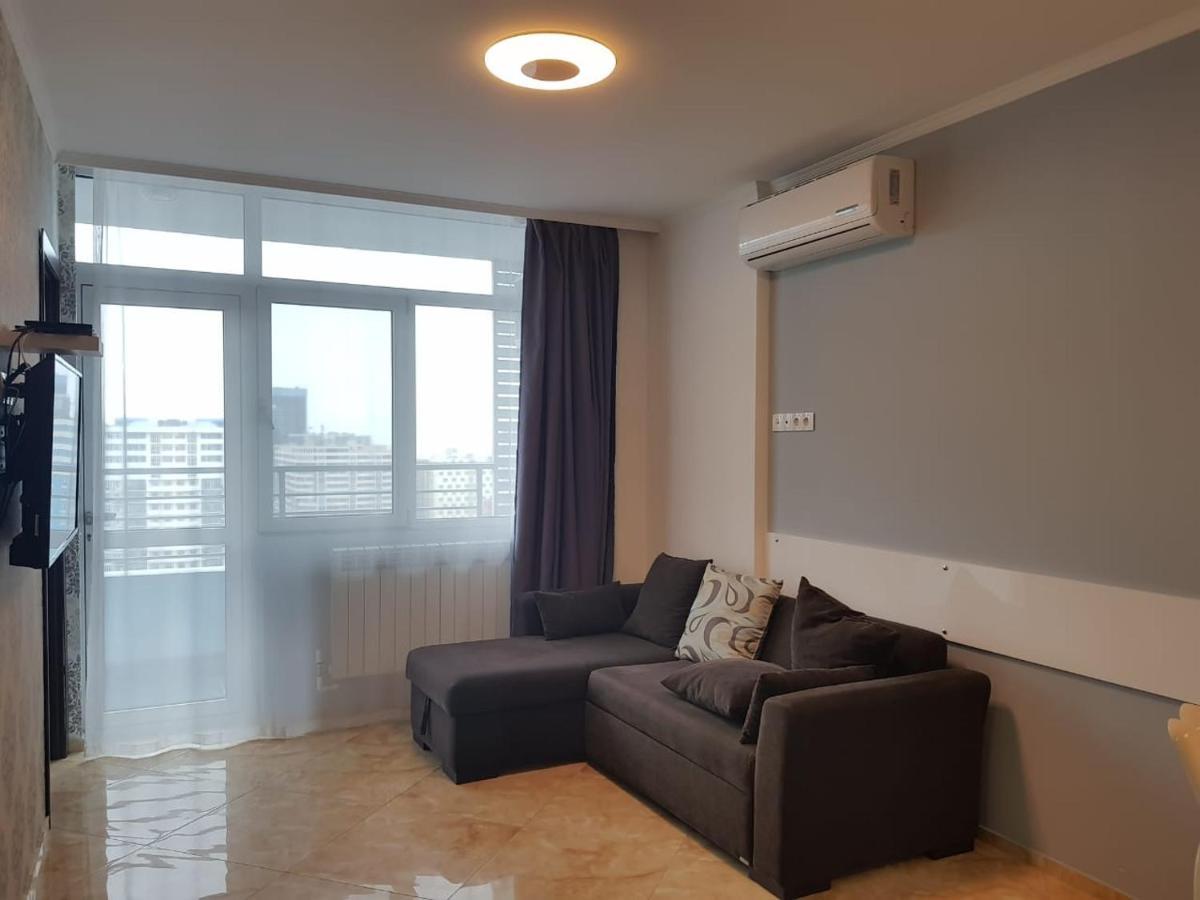 Breeze Batumi Apartamento Exterior foto