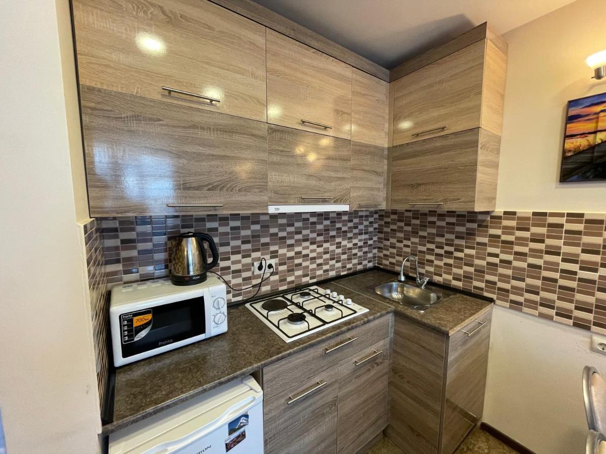 Breeze Batumi Apartamento Exterior foto